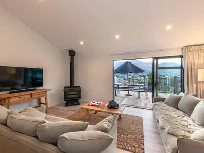 33 Farrant Drive, Wanaka