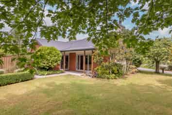 1 Kajens Court, Lincoln