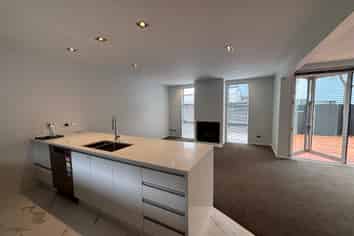 77a Bishop Street, Saint Albans