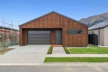 16 Gillespie Street, Lake Hawea