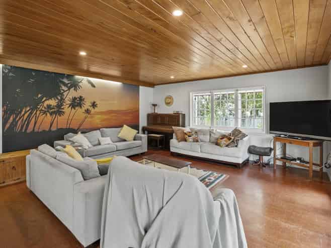 871 Cove Road, Waipu