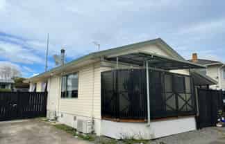 8a Domain Street, Waiuku