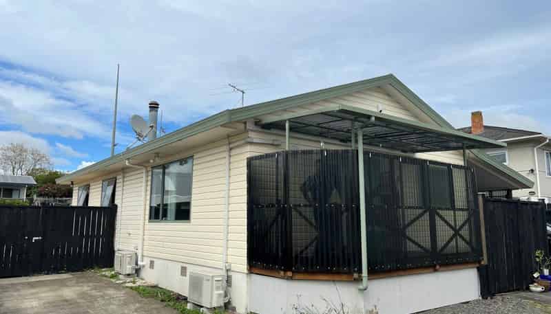 8a Domain Street, Waiuku