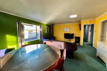 8a Domain Street, Waiuku