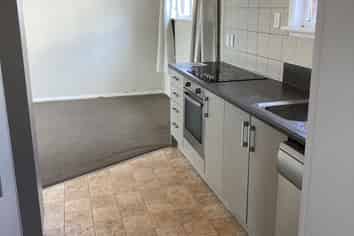 2/44 Wellington Street, Hamilton East