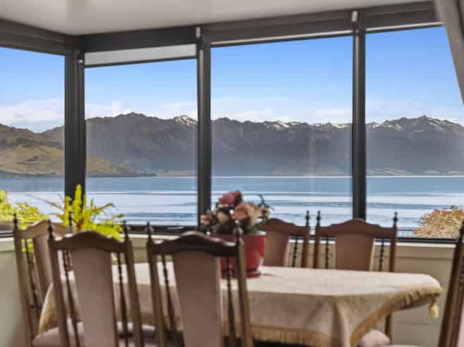 12 Skinner Crescent, Lake Hawea