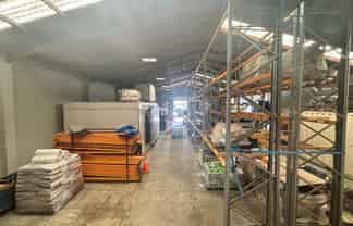 Austin Street Warehouse + Office (571m²)