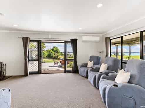 96 Westhead Road, Waiuku