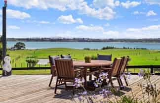 96 Westhead Road, Waiuku