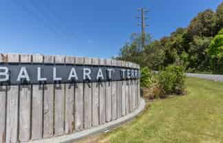 3 Middle Paddock Road, HOKITIKA