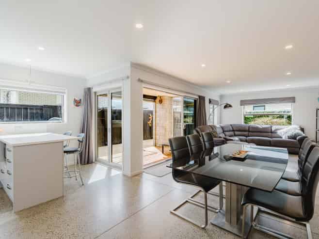 1 Loftus Place, Flagstaff