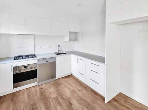 5/12 Mana Avenue, Titahi Bay