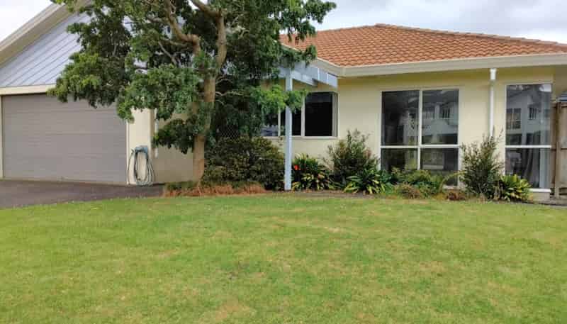 9 Harbour Lights Close, West Harbour