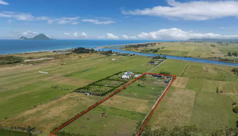 95B Thornton Beach Road, Thornton