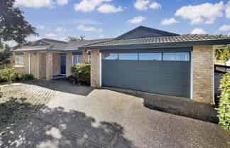 12 Stewart Gibson Road, The Gardens