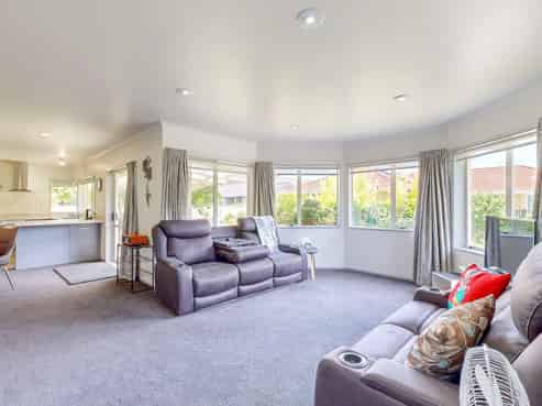 90B Richmond Street, Thames