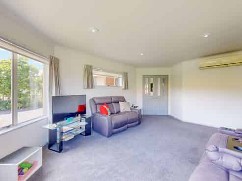 90B Richmond Street, Thames