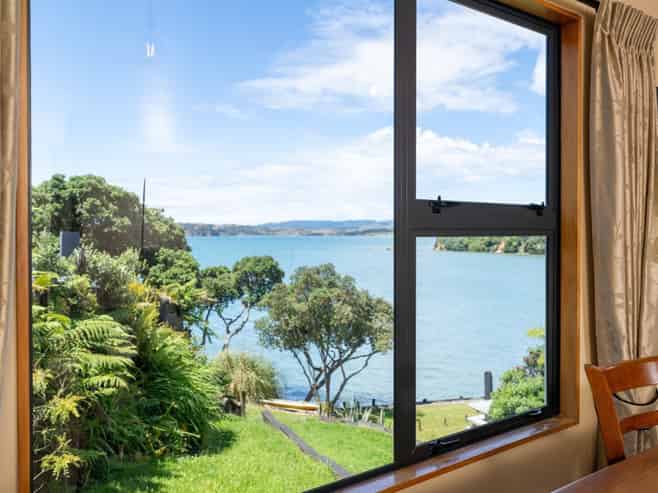 4C Cambrae Road, Raglan