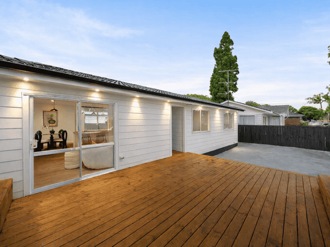 17 Desmond Place, Otara