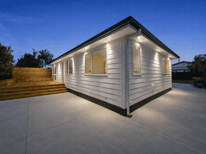 17 Desmond Place, Otara