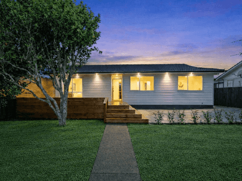 17 Desmond Place, Otara