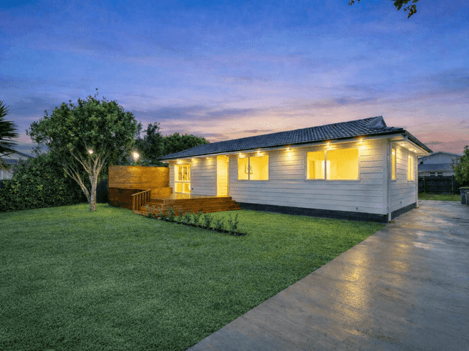 17 Desmond Place, Otara