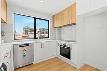 1/146 Blenheim Road, Riccarton