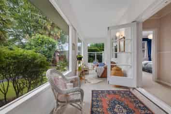 56 New Renwick Road, Burleigh