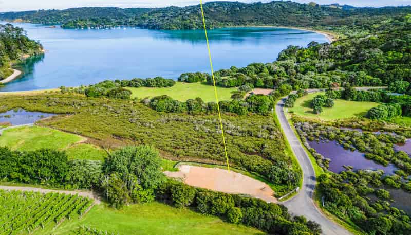 335 Gordons Road, Waiheke Island