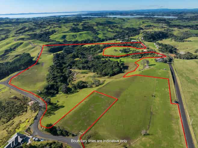 360 & 380 Gleeson Road, Pollok