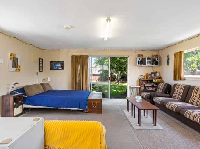 201B The Square, Whangamata