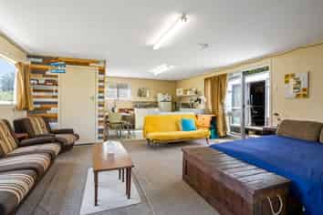 201B The Square, Whangamata