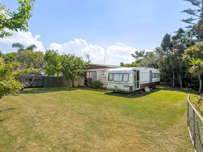 201B The Square, Whangamata