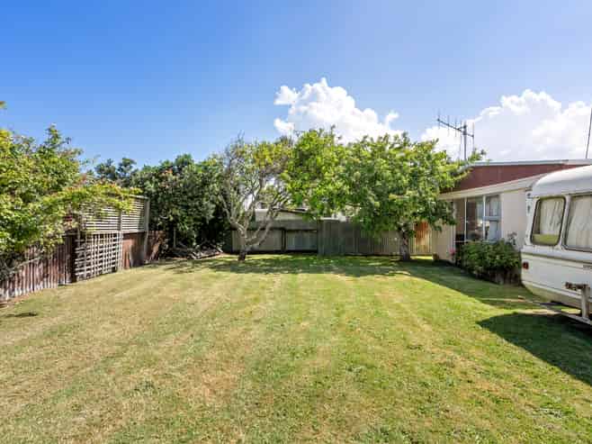 201B The Square, Whangamata