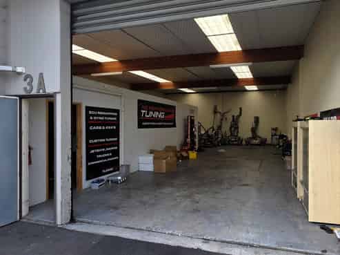 CBRE | Versatile Henderson Valley Unit