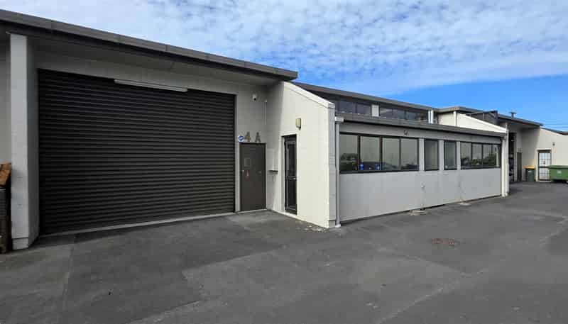  4A, 62 Henderson Valley Road, Henderson