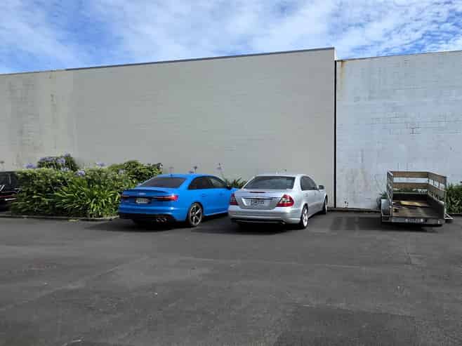 CBRE | Affordable Henderson Valley Unit