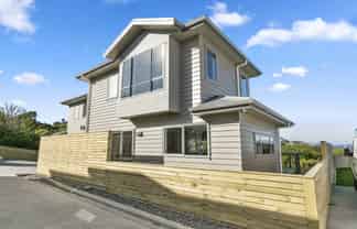 4 Poto Road, Normandale