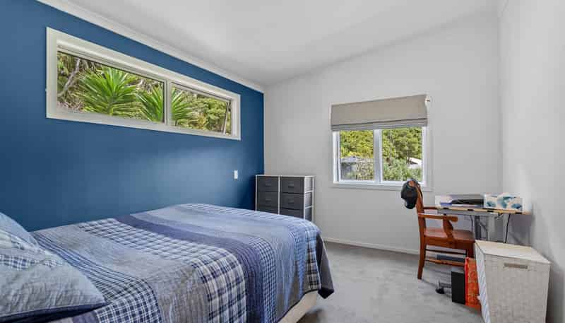 1140 Russell Road, Helena Bay