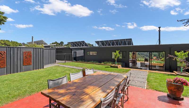 1140 Russell Road, Helena Bay