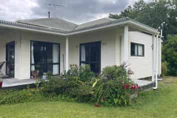 49 North Road, Clevedon