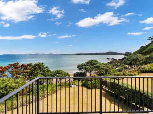 16 Whangaumu Street, Tutukaka