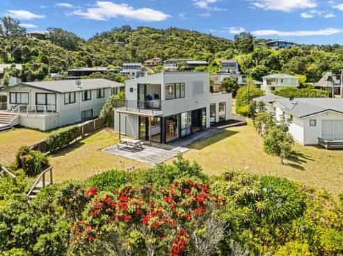 16 Whangaumu Street, Tutukaka