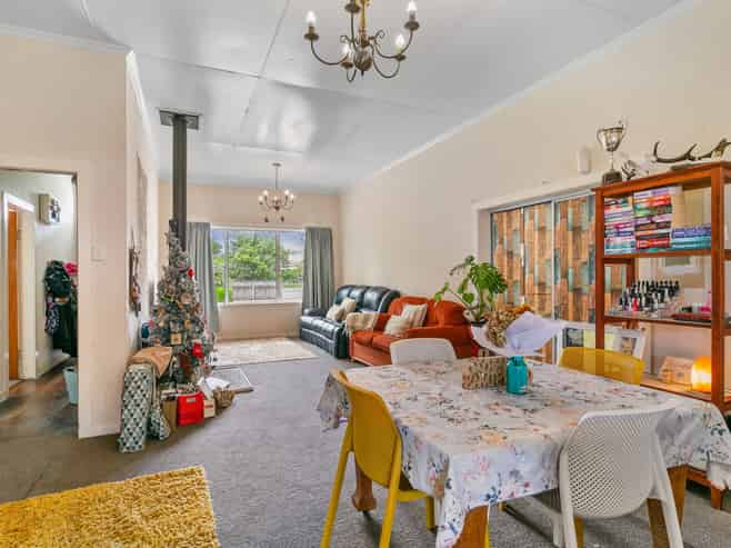 366 Arapaepae Road, Levin