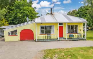 366 Arapaepae Road, Levin