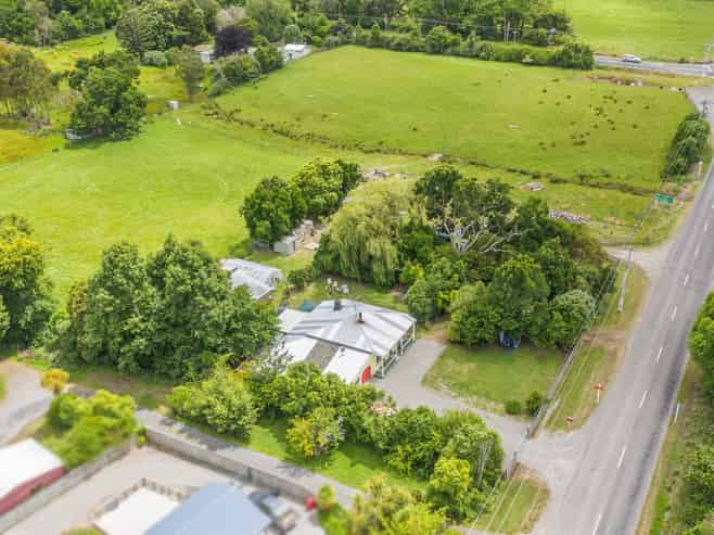 366 Arapaepae Road, Levin