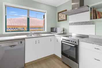 42 Highfields Drive, Katikati