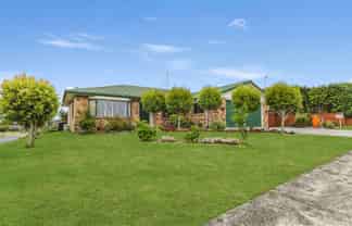 42 Highfields Drive, Katikati