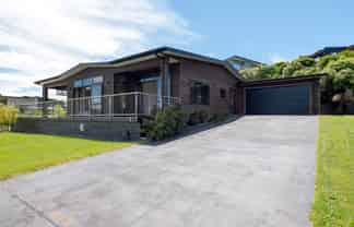 6 Kestrel Lane, Kinloch