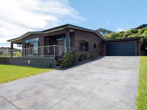 6 Kestrel Lane, Kinloch